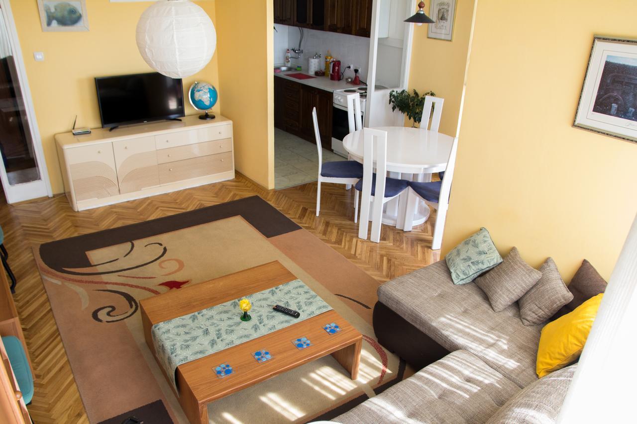 Sunny Apartment Belgrado Exterior foto