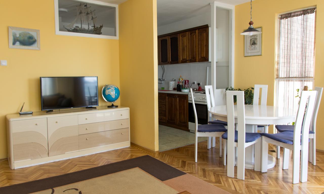 Sunny Apartment Belgrado Exterior foto